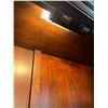 Image 5 : Gibbard Craftsman China Cabinet