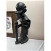 Image 4 : African Artwork and Carvings