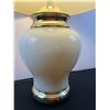 Image 2 : White Table Lamp