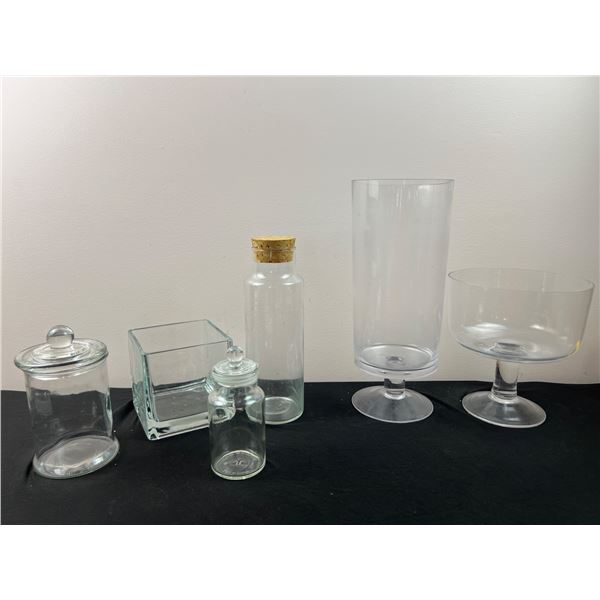 Decorative Canisters & Vessels