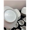 Image 5 : White Dish Set