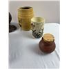 Image 4 : Wooden and Ceramic Decor
