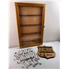 Image 1 : Collectors Spoons & Displays