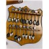 Image 2 : Collectors Spoons & Displays