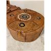 Image 2 : Leather Pouf's