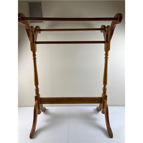 Wooden Quilt Rack