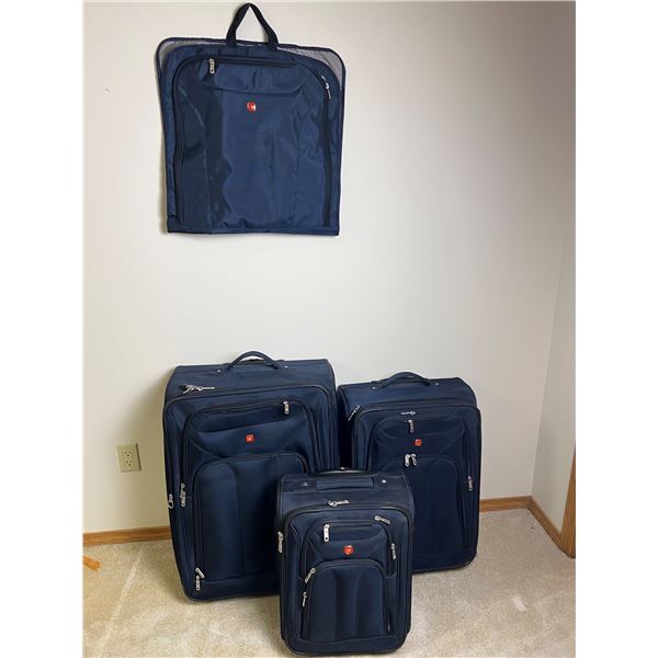 Swiss Gear Luggage Set