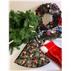 Image 2 : Christmas Decor Lot