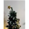 Image 2 : Frosted Christmas Tree