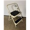 Image 2 : Cosco Step Ladder