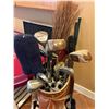 Image 2 : Group of Vintage Golf Bag & Clubs