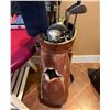 Image 4 : Group of Vintage Golf Bag & Clubs