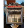 Image 1 : Vintage Wurlitzer Model 3020 5c Jukebox Wallbox Diner Selector