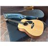 Image 1 : Eterna by Yamaha EF-35 Guitar w/Case