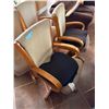 Image 2 : Group of 4 Chairs