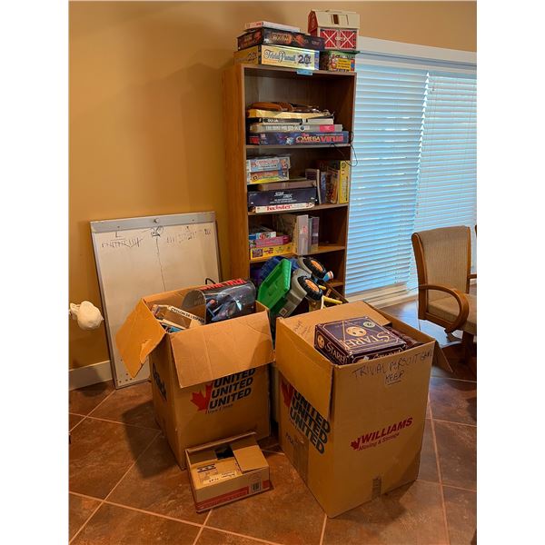 Large Group of Various Toy & Board Games - Mostly Vintage