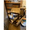 Image 8 : Group of 2 Metal Storage Cabinets