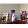 Image 4 : Group of House Decor Items