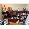 Image 1 : Large Group of Books and Decor Items