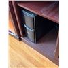 Image 5 : Large Group of Books and Decor Items