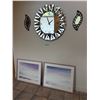 Image 1 : Group of Assorted Wall Decor Items