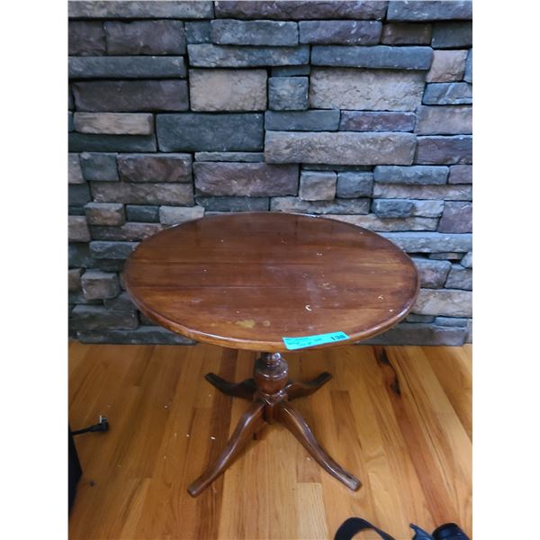 Round Wooden Accent Table Walnut