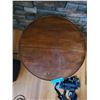 Image 3 : Round Wooden Accent Table Walnut