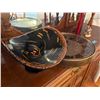 Image 2 : Group of Home Decor Items