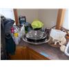 Image 2 : Large Group of Household Items