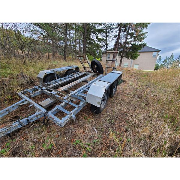 Twin-axle open car transporter trailer