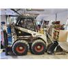 Image 2 : Bobcat 743 skid-steer loader
