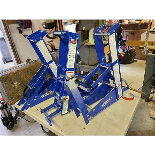 Group of Werner Steel Pump Jack SPJ-100