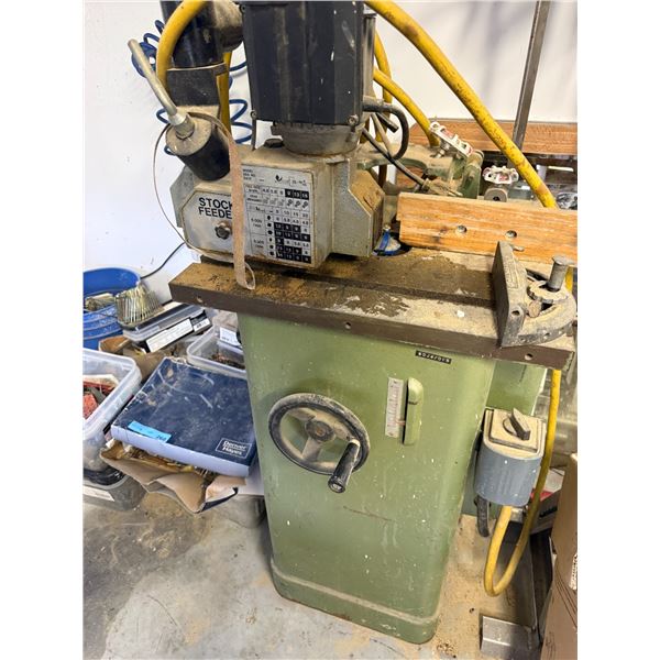 1990 power stock feeder