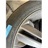 Image 5 : Group of 4 Kumho tires with Hyundai Alloy Rims 235/55 R19 101V