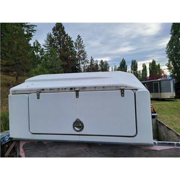 Commercial-Grade utility Space Cab