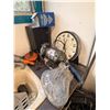 Image 5 : Group of Assorted Hardware and Power Tools