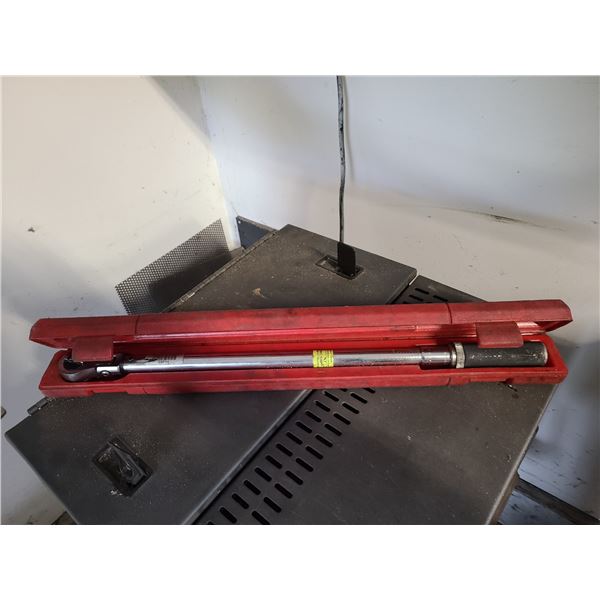 Micrometer click- style Torque Wrench