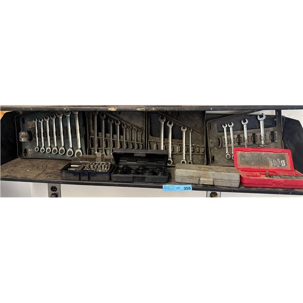 Group of Wrench sets