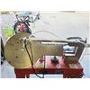 Image 3 : RBI Hawk Model 220VS variable speed precision scroll saw