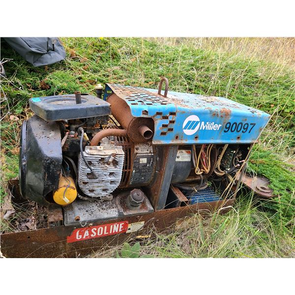 Miller gasoline-powered welder/generator combo unit
