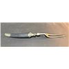 Image 9 : Three-Piece Carving Set with Decorative Handles 