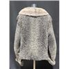 Image 5 : Gray Persian Lamb Fur Jacket with Light Fur Collar