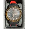 Image 8 : 12 Men's Wristwatches in Display Case