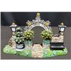 Image 10 : Partylite Olde World Village House and Arch, Figurines 