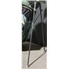 Image 3 : TaylorMade Stand Golf Bag with 11 Top Flite Clubs