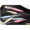 Image 8 : 6 Decorative Plates and Mixed Canapé Spreaders with Box