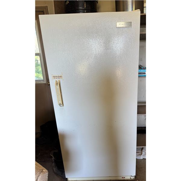Frigidaire Heavy Duty Commercial Upright Freezer