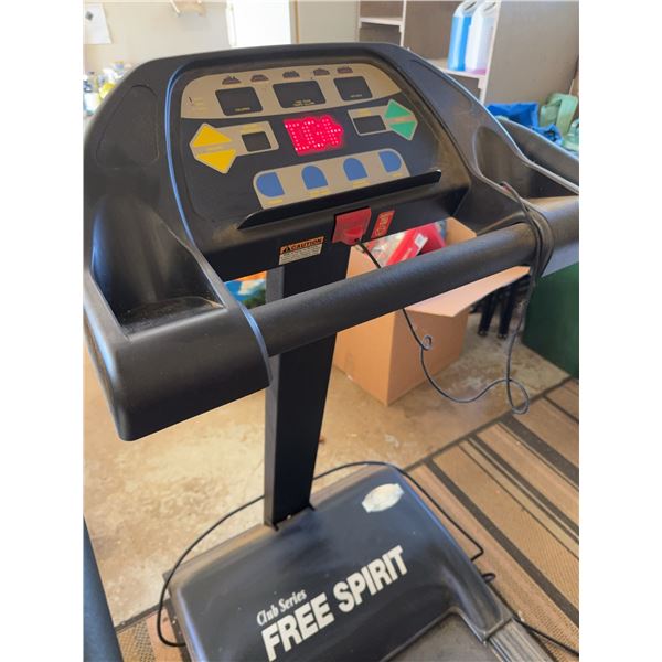 Free Spirit Club Series Treadmill