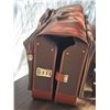 Image 6 : Asahi Pentax ME 35mm Camera Set with Leather Cases and Accessories
