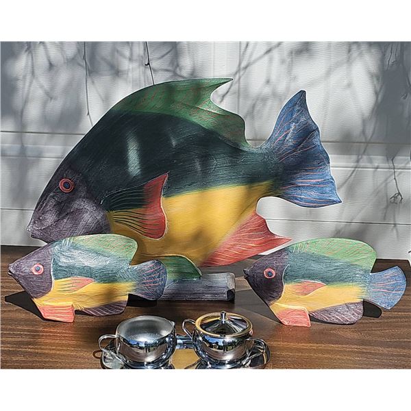 3 Painted Wooden Fish And Metal Cream And Sugar Set With Tray